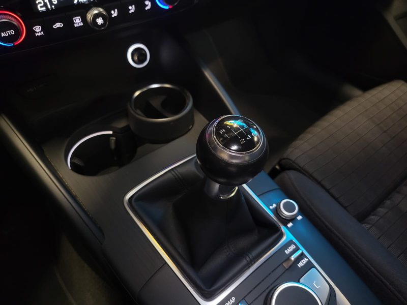 AUDI A3 30 TFSi 116cv SPORTBACK CARPLAY / RADAR DE RECUL / DRIVE SELECT