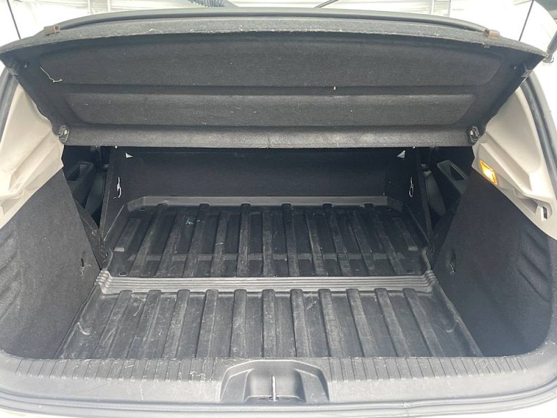 Renault Clio V Société 1.5 Blue dCi 85ch Air Feux autos / Climatisation / Bluetooth 86.000 km 12/201