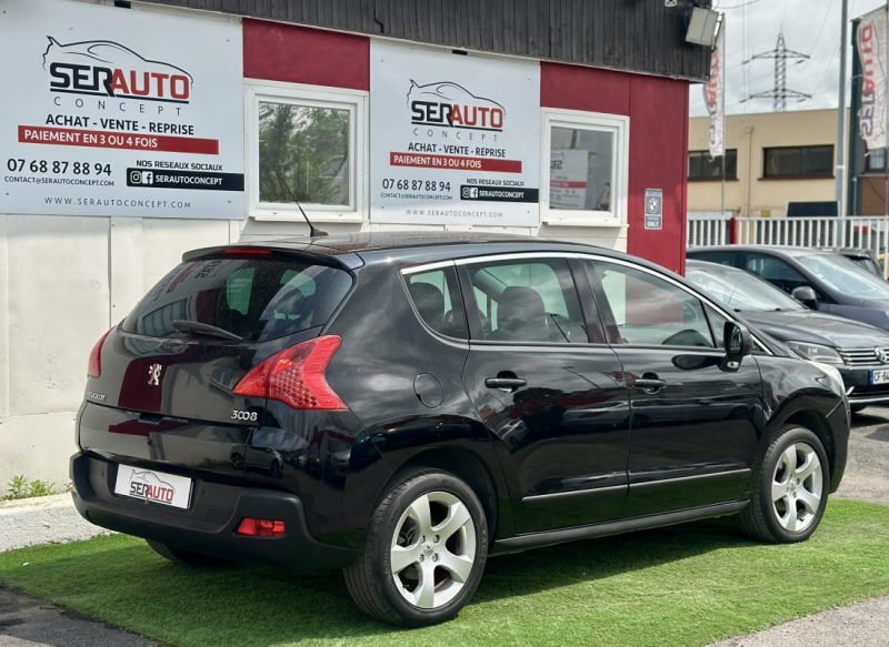 PEUGEOT 3008 2011