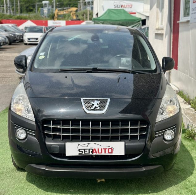 PEUGEOT 3008 2011