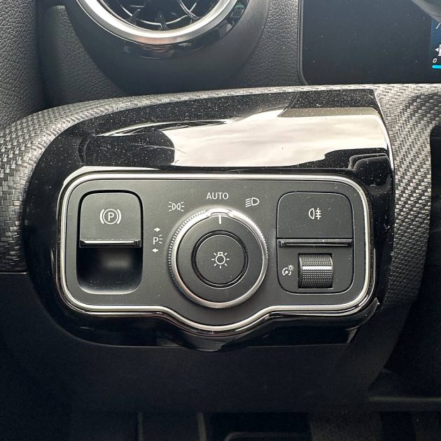 MERCEDES CLASSE A 180d 116 cv  Business Line Garantie 12 Mois 