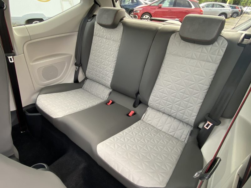 VOLKSWAGEN UP! 1.0 MPI 60CV BEATS AUDIO