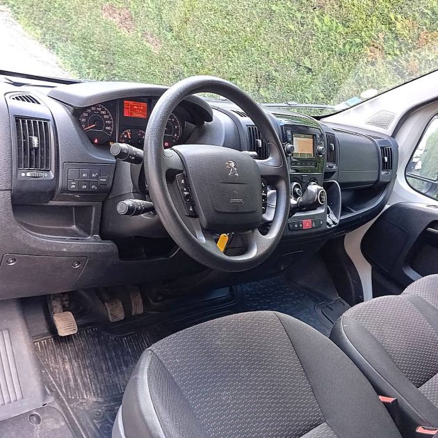Peugeot Boxer 330 L1H2 Asphalt – 135 900 km – 11 250 HT