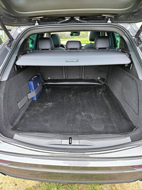 MASERATI GRECALE GT 2023