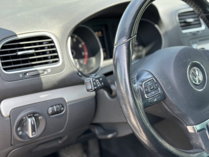 VOLKSWAGEN GOLF 2009