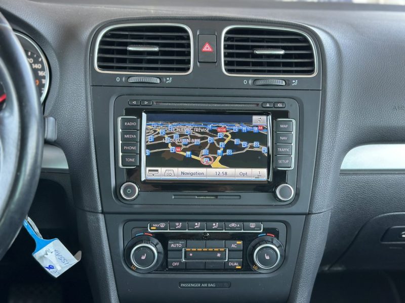 VOLKSWAGEN GOLF 2009