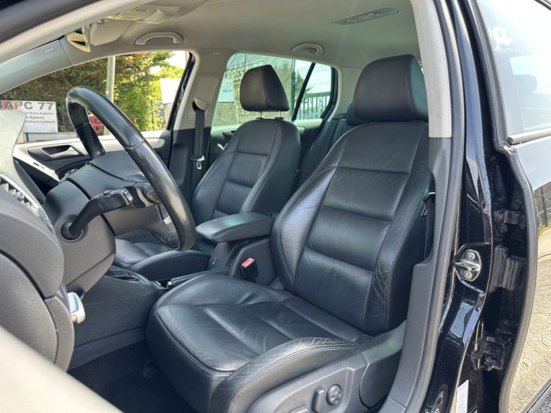 VOLKSWAGEN GOLF 2009