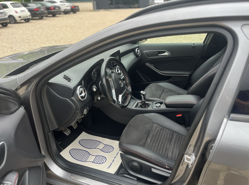 MERCEDES CLASSE GLA 2015