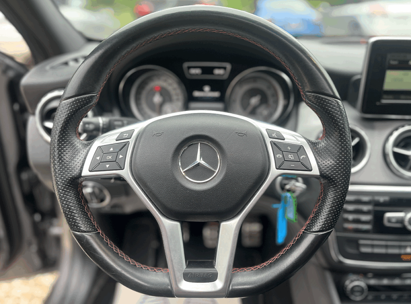 MERCEDES CLASSE GLA 2015