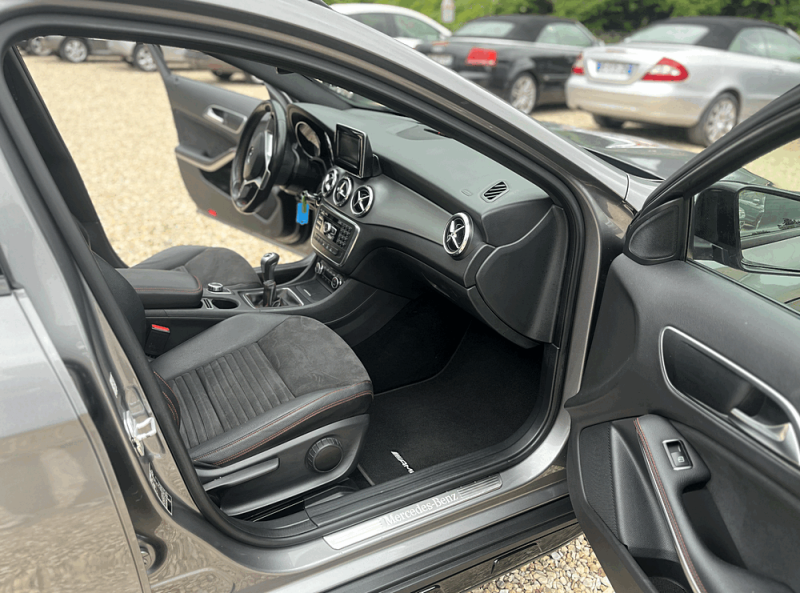 MERCEDES CLASSE GLA 2015