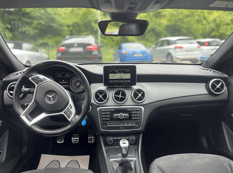 MERCEDES CLASSE GLA 2015