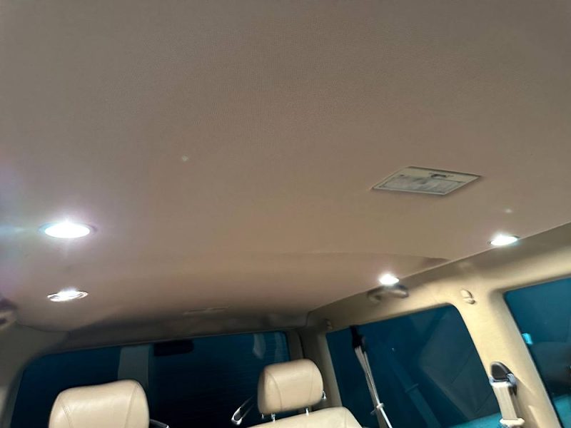 VOLKSWAGEN CARAVELLE 2.8i VR6 COMBI CARAVELLE BUSINESS 6P