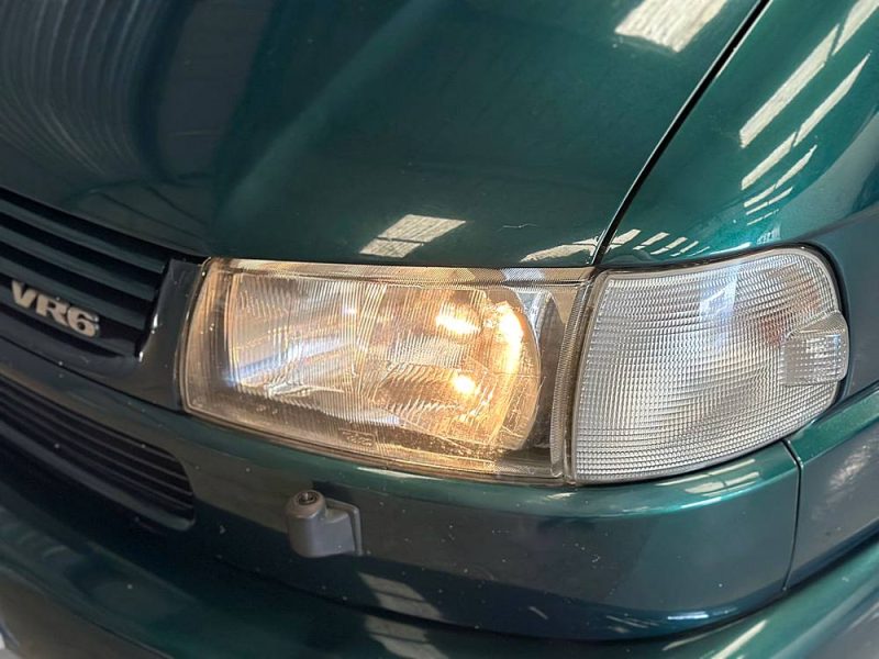 VOLKSWAGEN CARAVELLE 2.8i VR6 COMBI CARAVELLE BUSINESS 6P