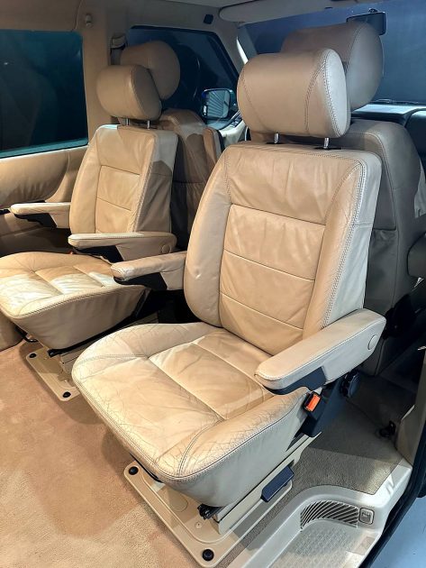 VOLKSWAGEN CARAVELLE 2.8i VR6 COMBI CARAVELLE BUSINESS 6P