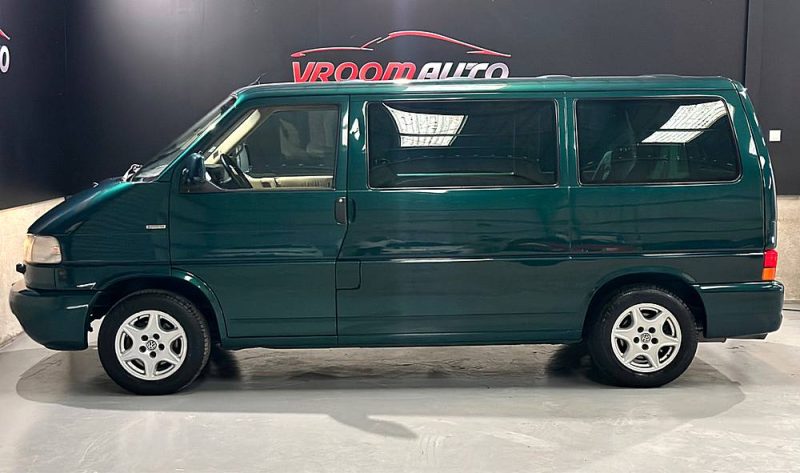 VOLKSWAGEN CARAVELLE 2.8i VR6 COMBI CARAVELLE BUSINESS 6P