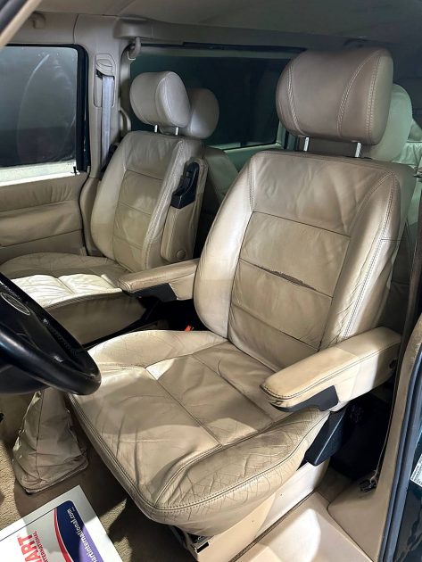 VOLKSWAGEN CARAVELLE 2.8i VR6 COMBI CARAVELLE BUSINESS 6P