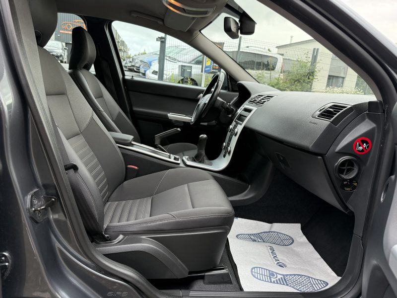 VOLVO S40 1.6D DRIVE STOP&START 115 BUSINESS EDITION