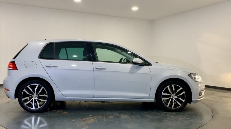 VOLKSWAGEN GOLF 2017