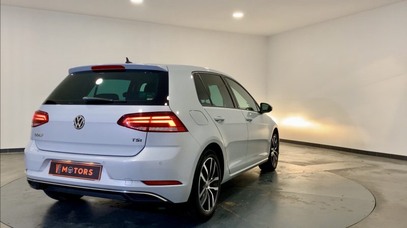 VOLKSWAGEN GOLF 2017