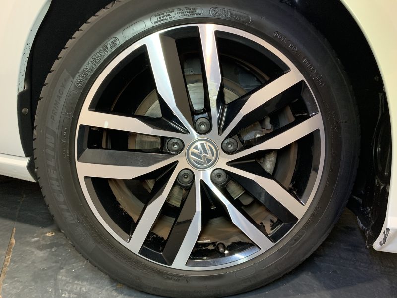 VOLKSWAGEN GOLF 2017