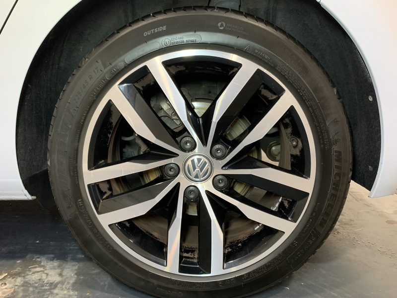 VOLKSWAGEN GOLF 2017