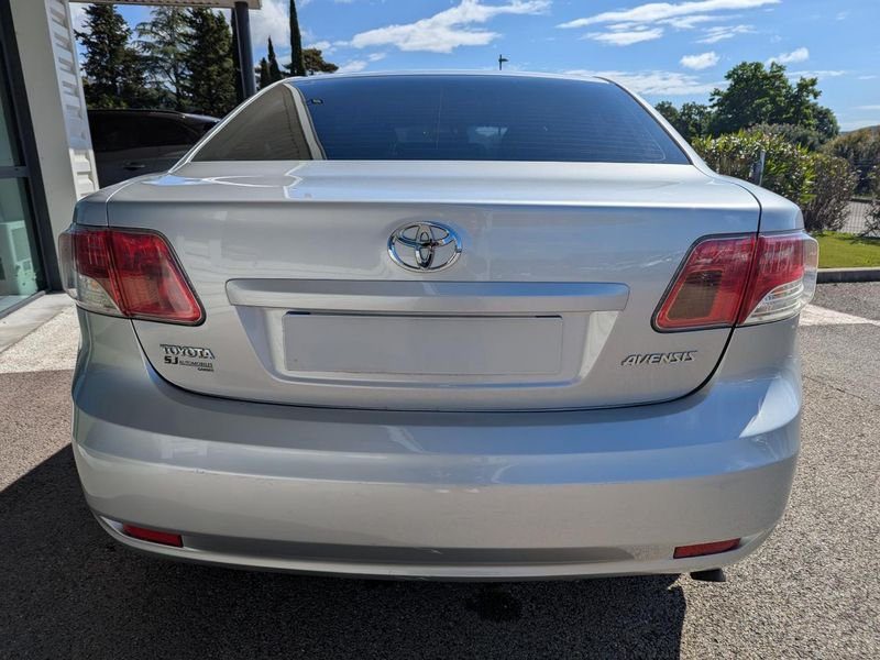 Toyota Avensis 126 D-4D FAP Executive