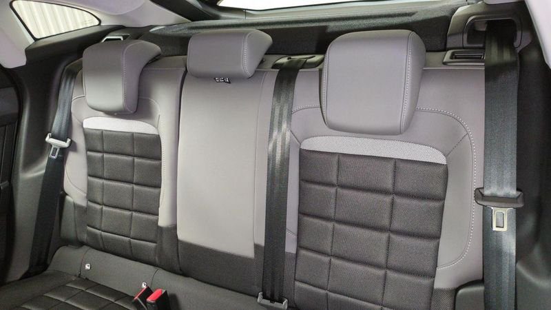 Citroën C4 nouvelle Hybride 145 e-dcs6 plus + sieges chauffants