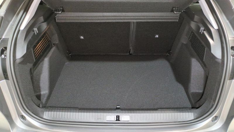 Citroën C4 nouvelle Hybride 145 e-dcs6 plus + sieges chauffants