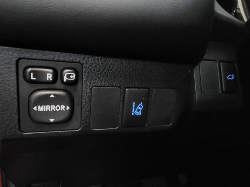 TOYOTA RAV4 IV Hybrid 197cv Dynamic 4WD CVT 1ère Main