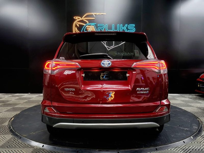 TOYOTA RAV4 IV Hybrid 197cv Dynamic 4WD CVT 1ère Main