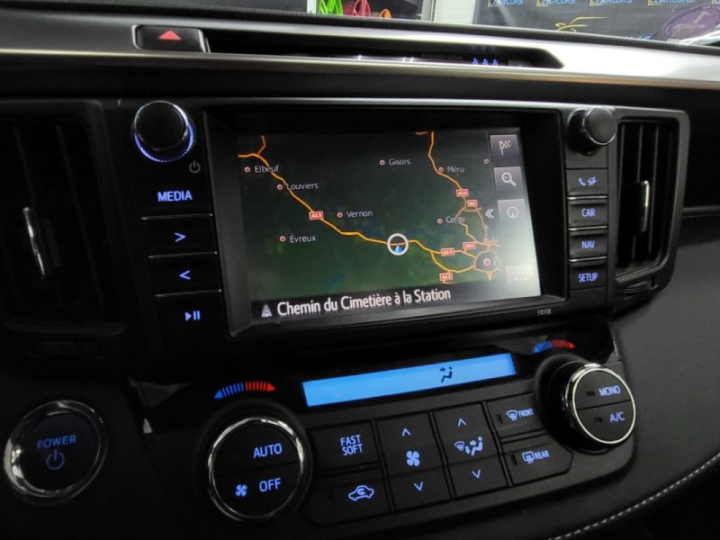 TOYOTA RAV4 IV Hybrid 197cv Dynamic 4WD CVT 1ère Main