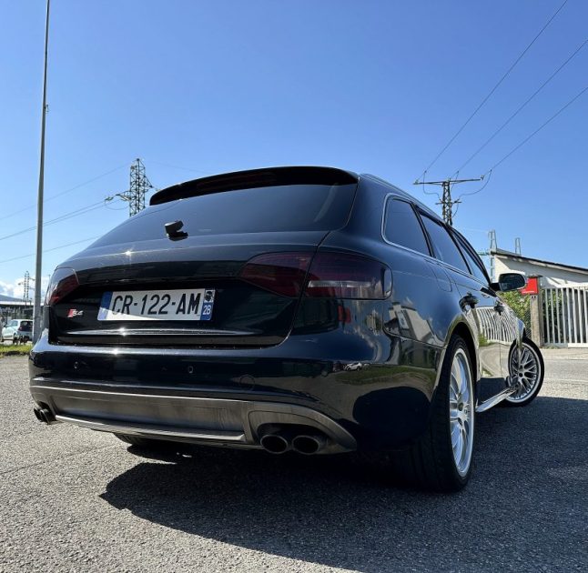 AUDI S4 2010