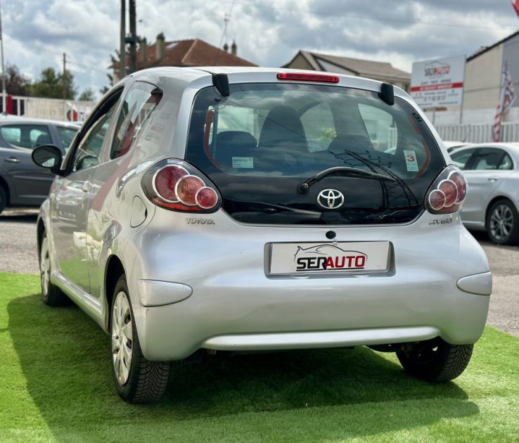 TOYOTA AYGO 2012