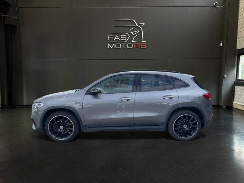  MERCEDES CLASSE GLA 250E - AMG LINE FULL - HYBRID - GARANTIE 