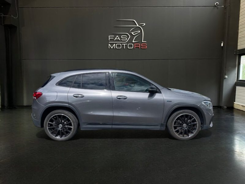  MERCEDES CLASSE GLA 250E - AMG LINE FULL - HYBRID - GARANTIE 