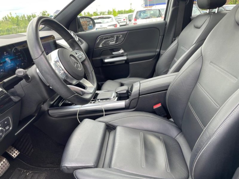  MERCEDES CLASSE GLA 250E - AMG LINE FULL - HYBRID - GARANTIE 