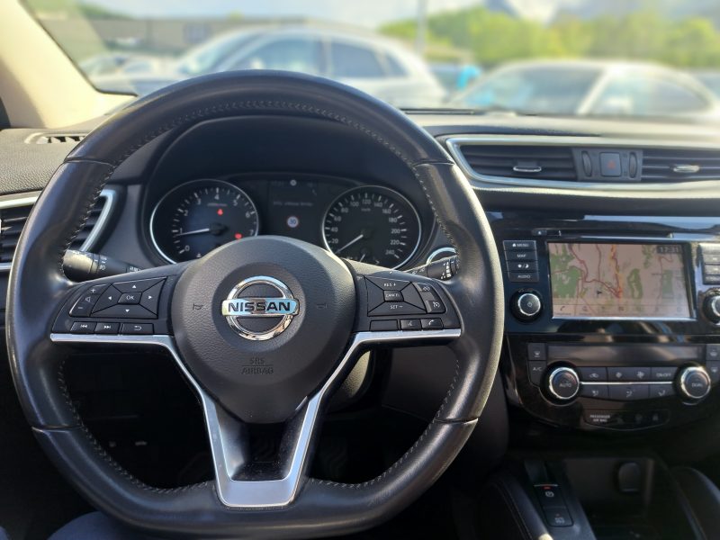 NISSAN QASHQAI 2019