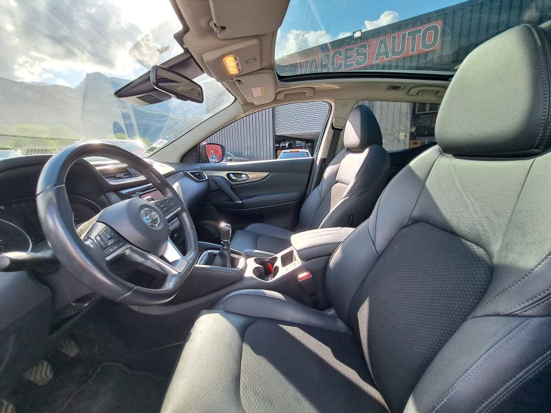 NISSAN QASHQAI 2019