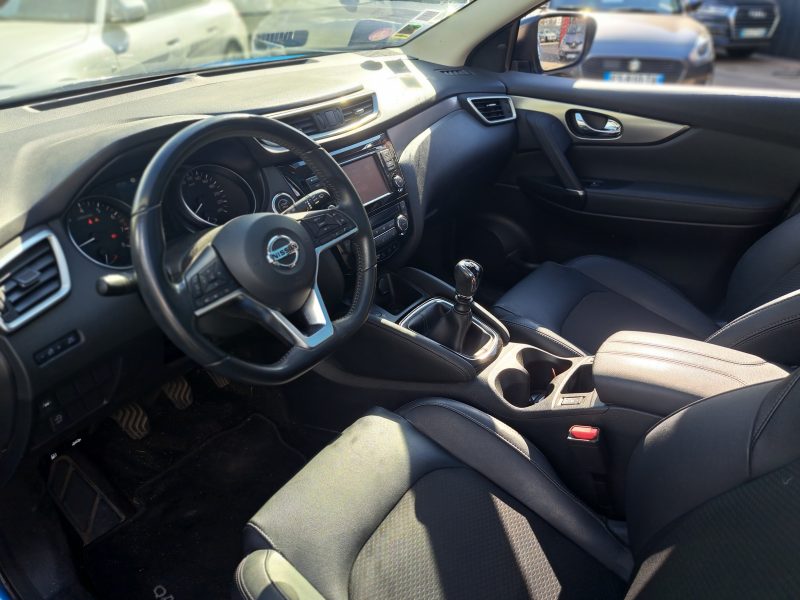 NISSAN QASHQAI 2019