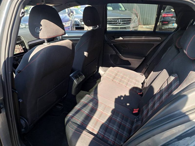 VOLKSWAGEN GOLF 7 GTI  2019