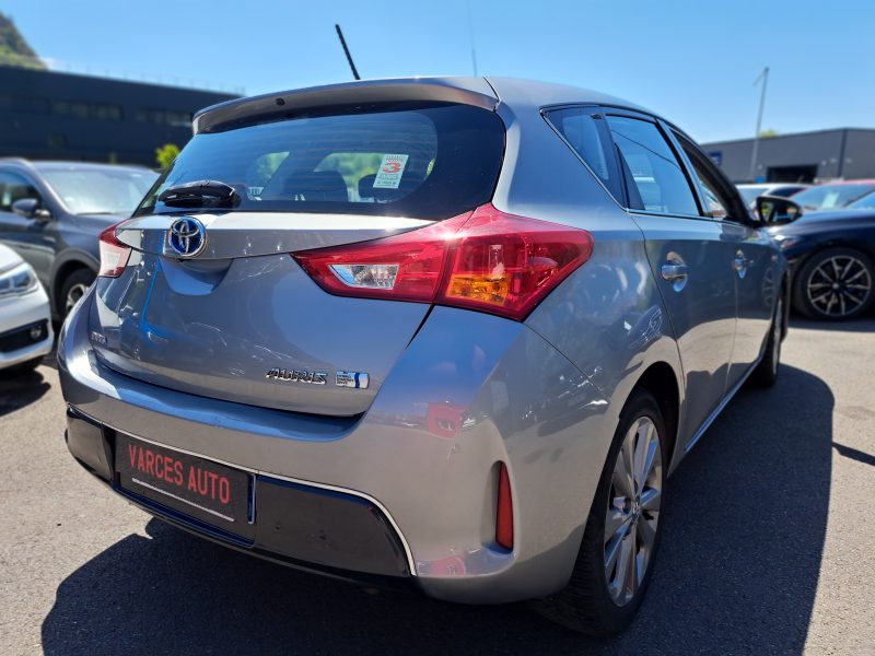 TOYOTA AURIS 2013