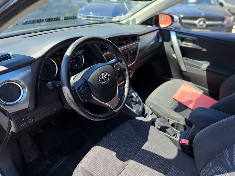 TOYOTA AURIS 2013