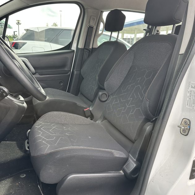 PEUGEOT PARTNER 1.6 BLUE HDI 100 cv Active Garantie 12 mois