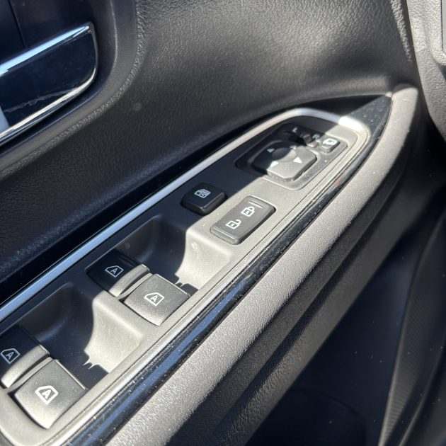 MITSUBISHI OUTLANDER III (2) PHEV TWIN MOTOR 4WD INSTYLE 237 CV GARANTIE 12 MOIS