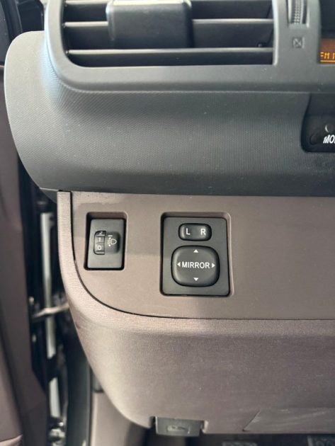 Toyota IQ 1.4 D-4D 90ch - Moteur à chaine - 95.500 km - Révisée - CT ok - Garantie 1an