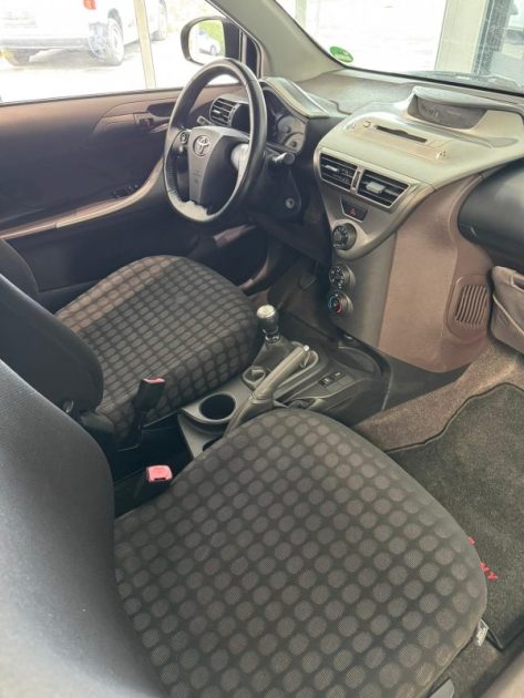 Toyota IQ 1.4 D-4D 90ch - Moteur à chaine - 95.500 km - Révisée - CT ok - Garantie 1an