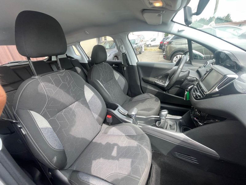 PEUGEOT 2008 2017 STYLE 1.2I - 12V TURBO 110CV CRIT'AIR 1
