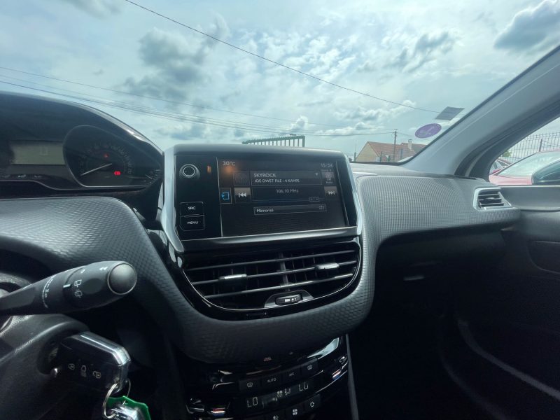 PEUGEOT 2008 2017 STYLE 1.2I - 12V TURBO 110CV CRIT'AIR 1