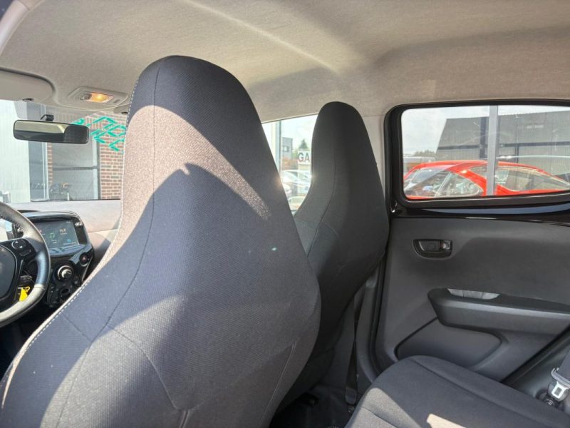 PEUGEOT 108 1.0 VTI 72Ch Style 