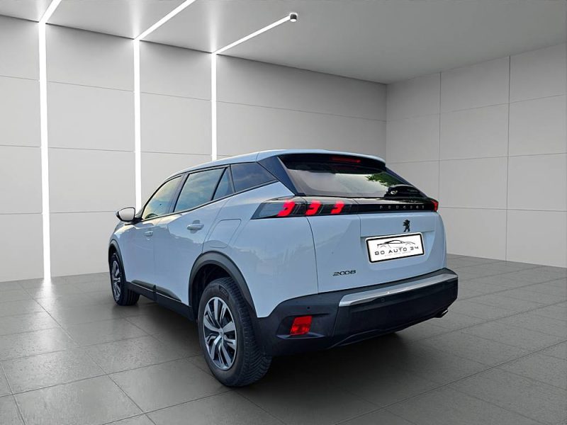 PEUGEOT 2008 1.5 BLUE HDI *boite automatique*